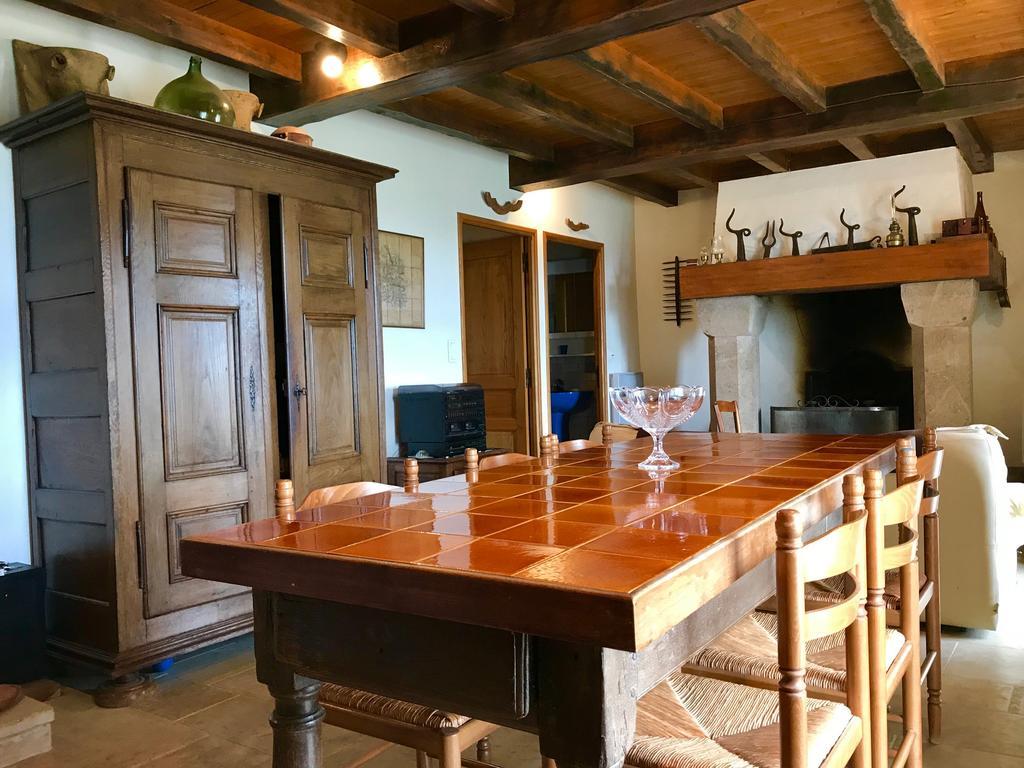 La Petite Maison Des Artistes Castelnau-Pégayrols Rom bilde